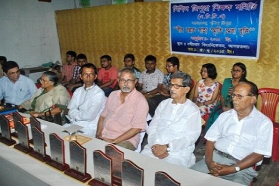 ‘Birballab Saha Medha-britti’ award programme at Shakhicharan Vidya Niketan ‘Birballab Saha Medha-britti’ award programme at Shakhicharan Vidya Niketan